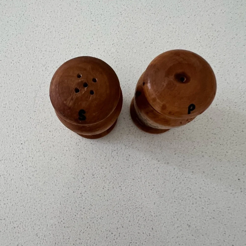 Vintage Wood Hand‎ painted Salt & Pepper Shakers With Stoppers